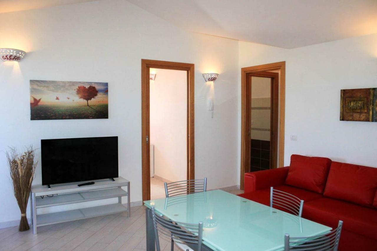 Vila Casa Carla Budoni Exteriér fotografie