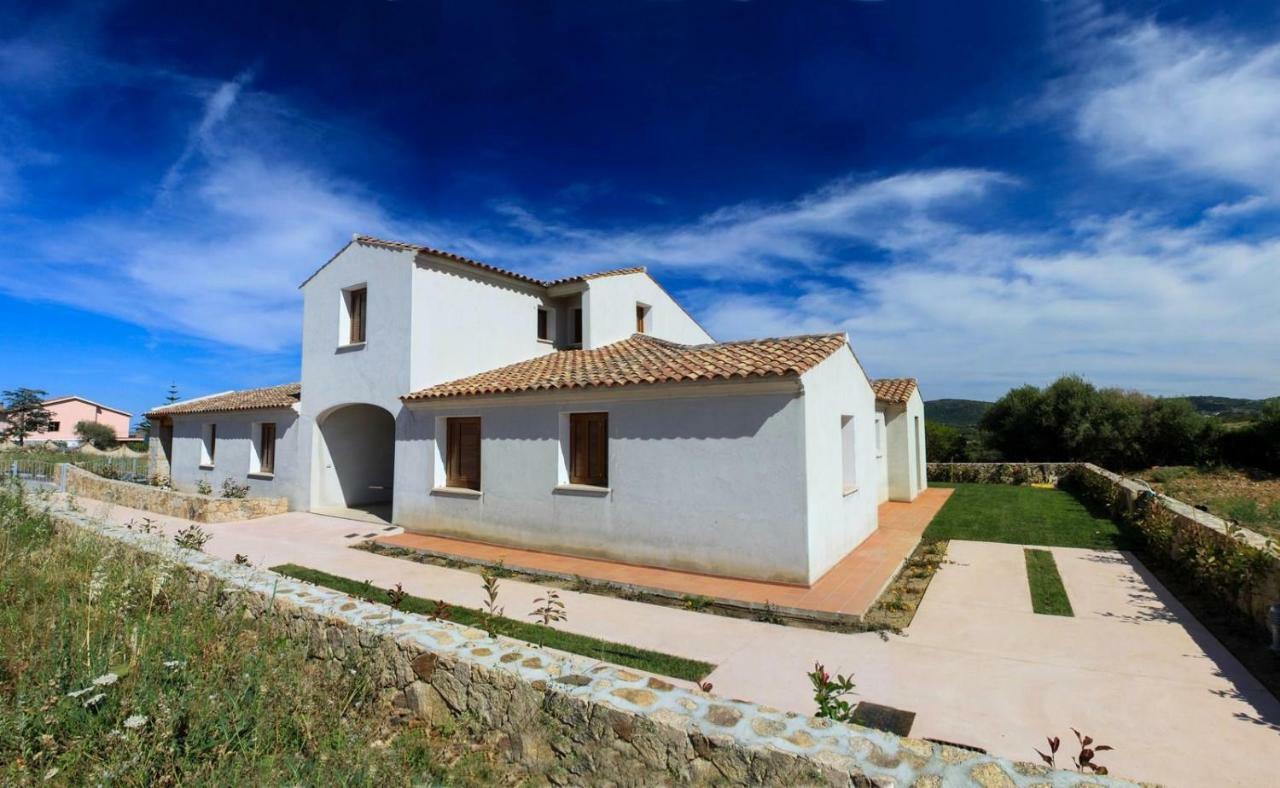 Vila Casa Carla Budoni Exteriér fotografie